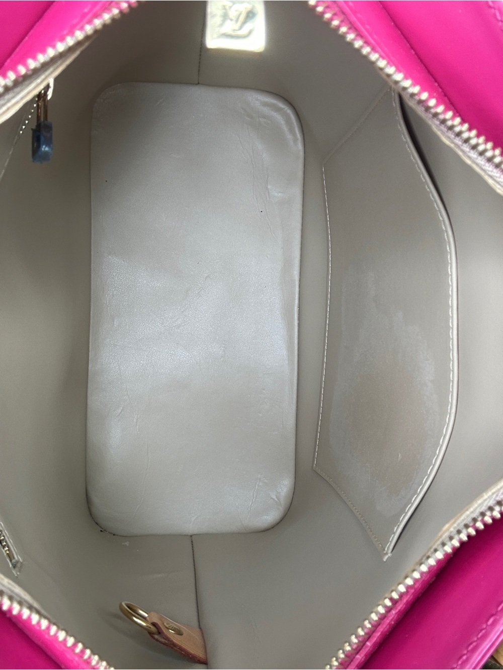 Louis Vuitton Vernis Houston Tote Custom Raspberry LM0042 April 2002 w/ COA - Picture 6 of 14